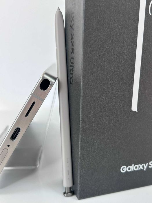 Samsung Galaxy S25 Ultra 512GB 12GB RAM Alb, Full Box, baterie 100%