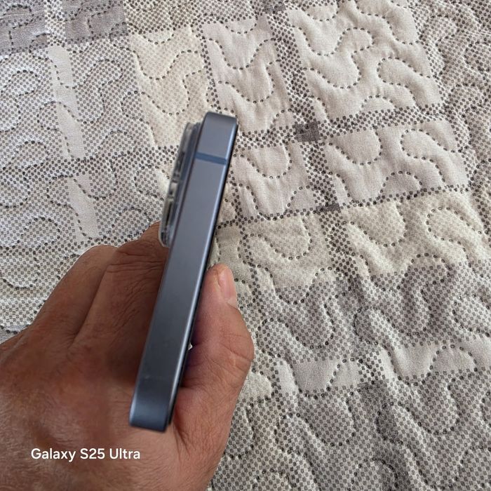 Продавам IPHONE 14