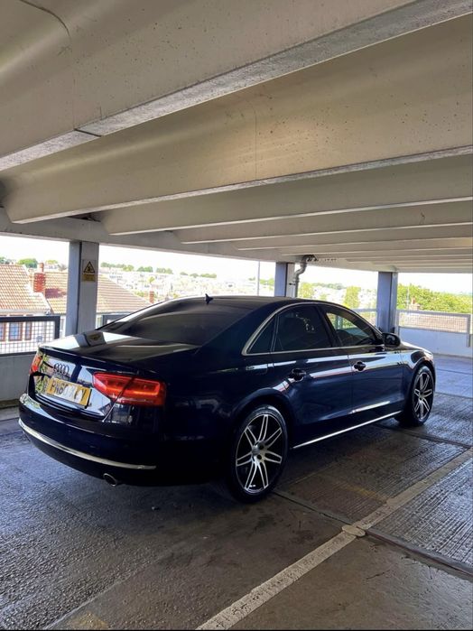 Audi A8 4.2TDI V8