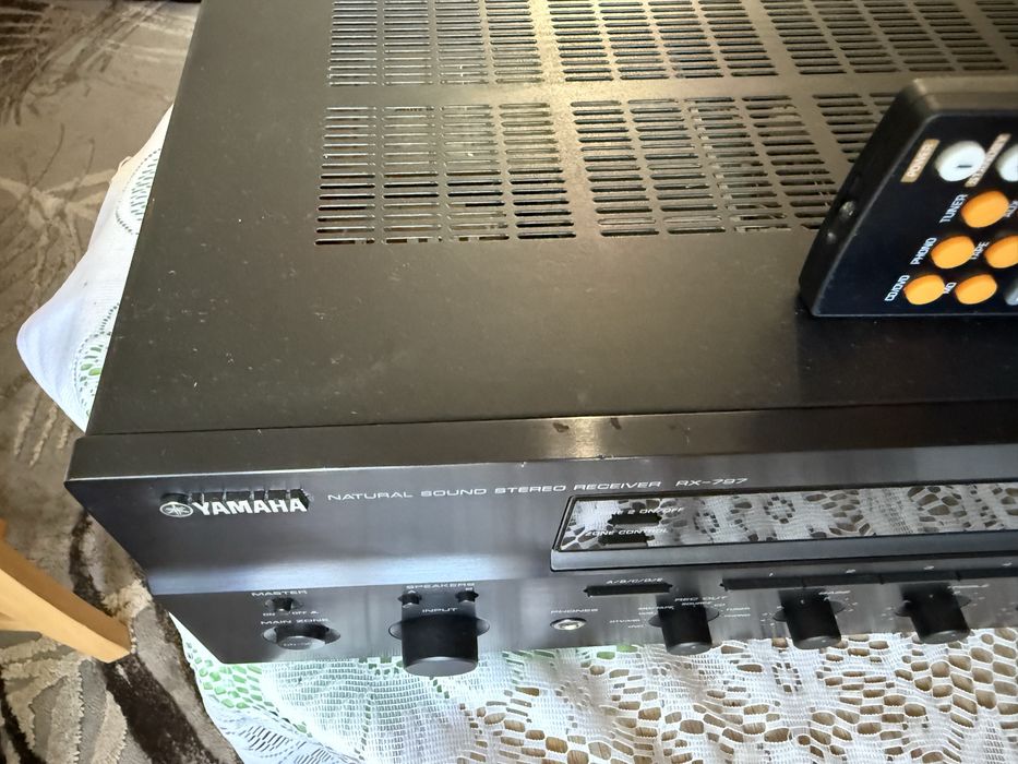 Yamaha RX-797 Качествен стерео ресивър