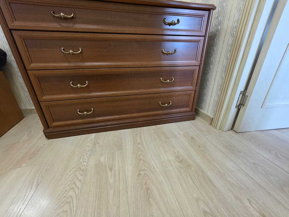 Спальный гарнитур - СРОЧНО!