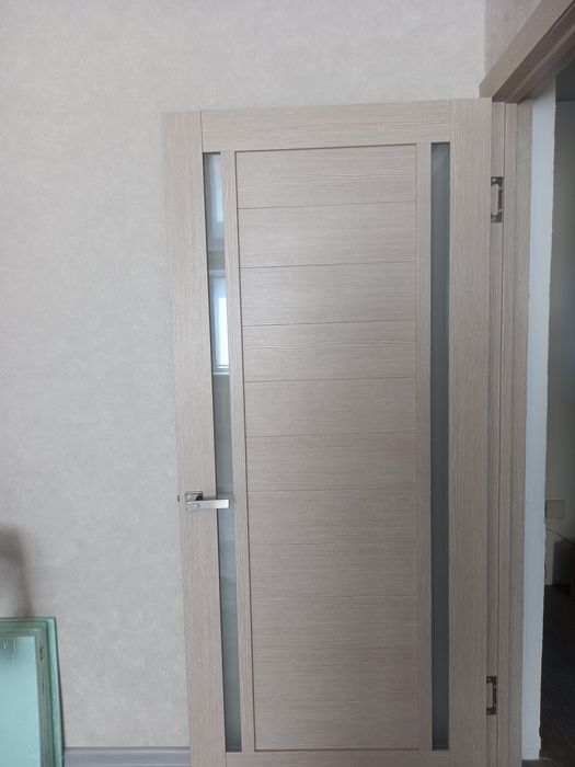 Продам  межкомнатную дверь