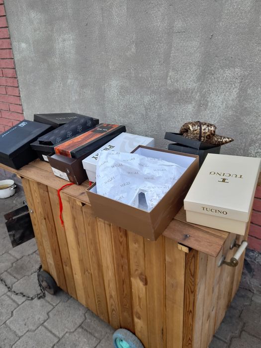 Продаю обувь женская