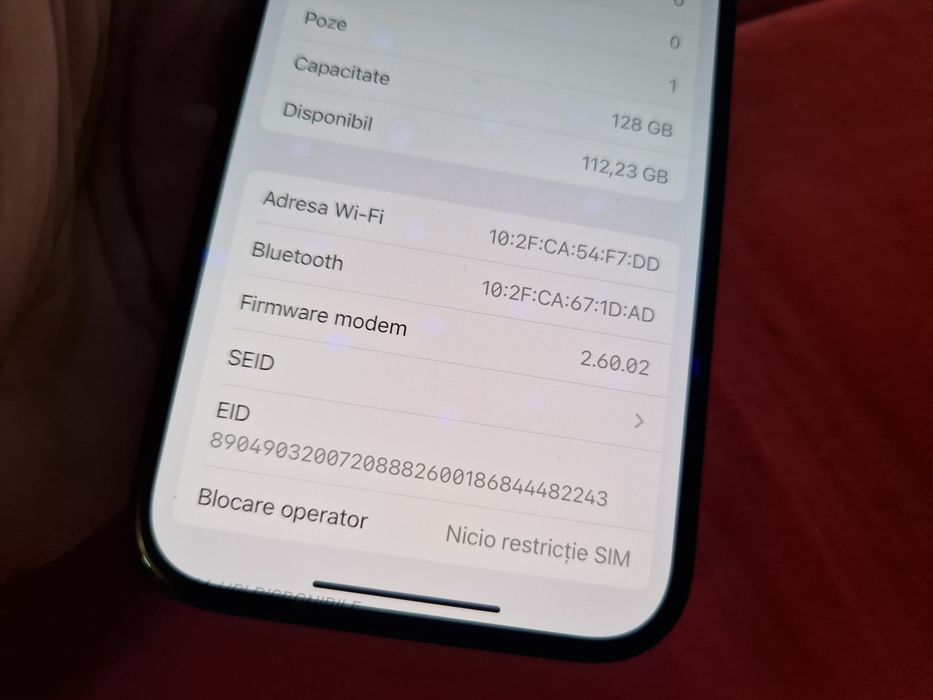 -Iphone 15 Black Titanium 128Gb 8Ram stare perfecta impecabil Bat: 85% doar telefonul nici o restrictie nici o reparatie/interventie