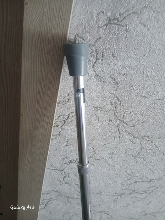 Продам трость с шипом новые