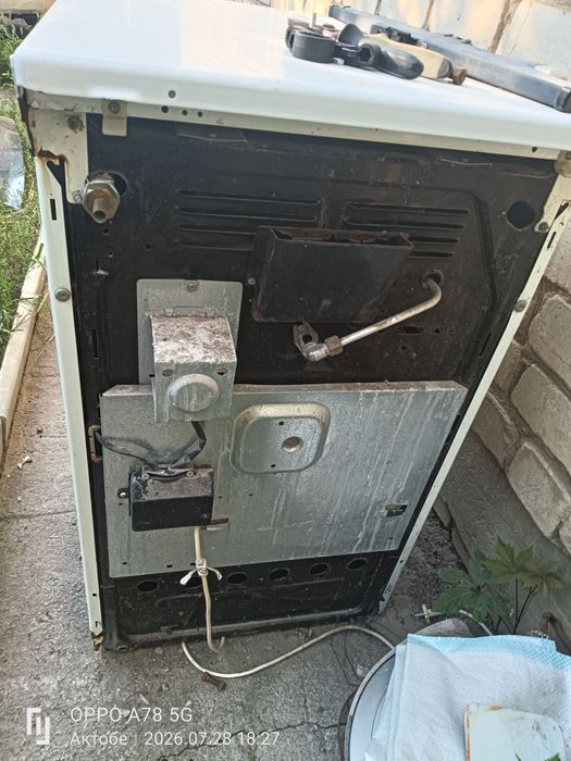 Продам Газоваю плиту