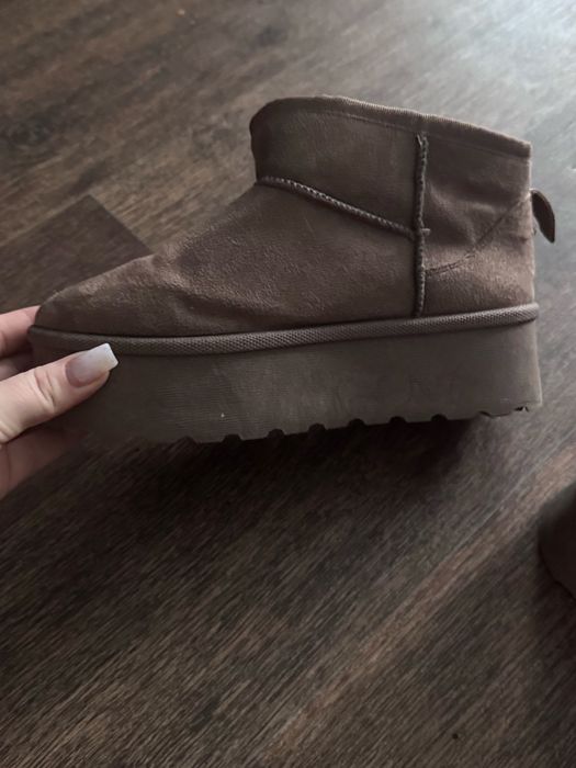 Продам уги,37 размер,новые