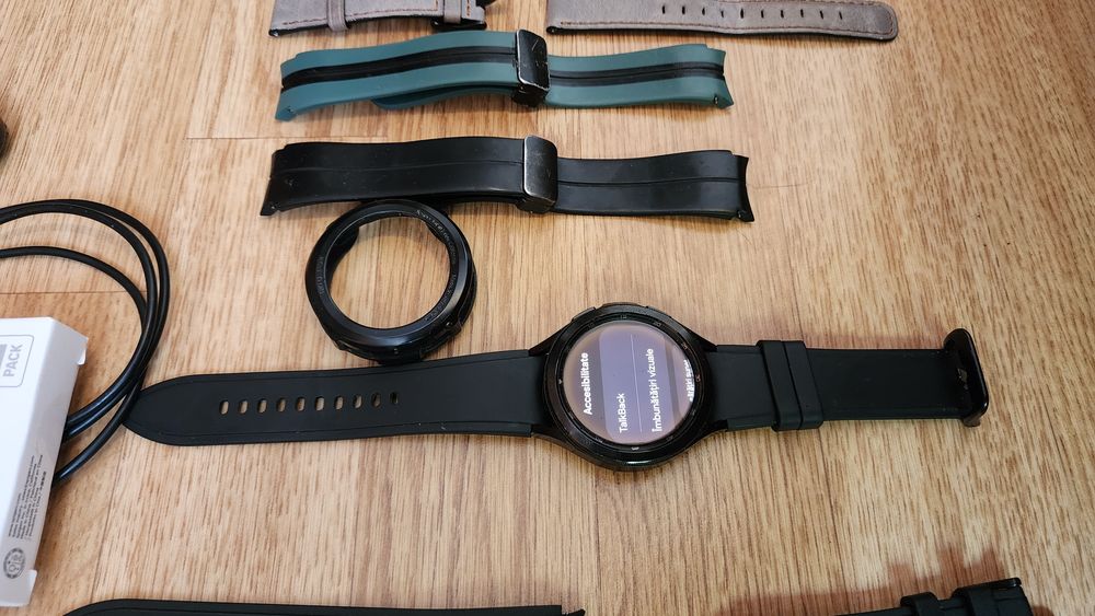 Samsung galaxy Watch 4 46 mm LTE + accesorii