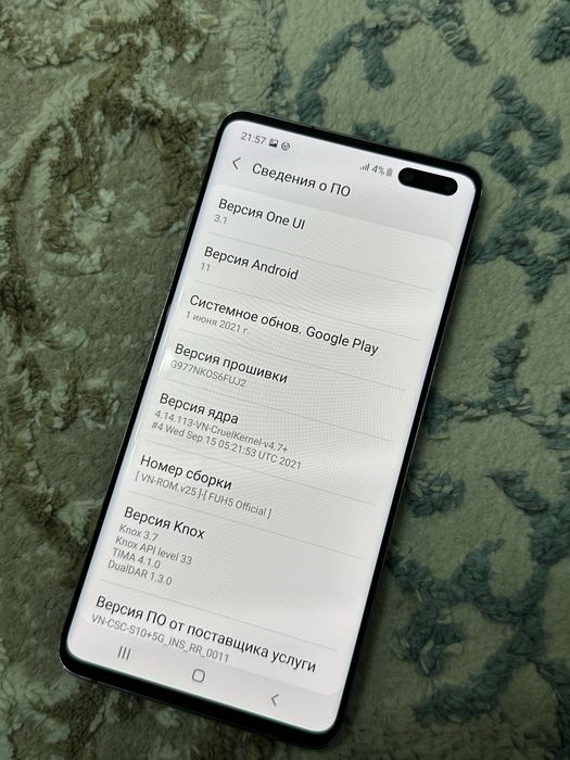 Продам samsung S10