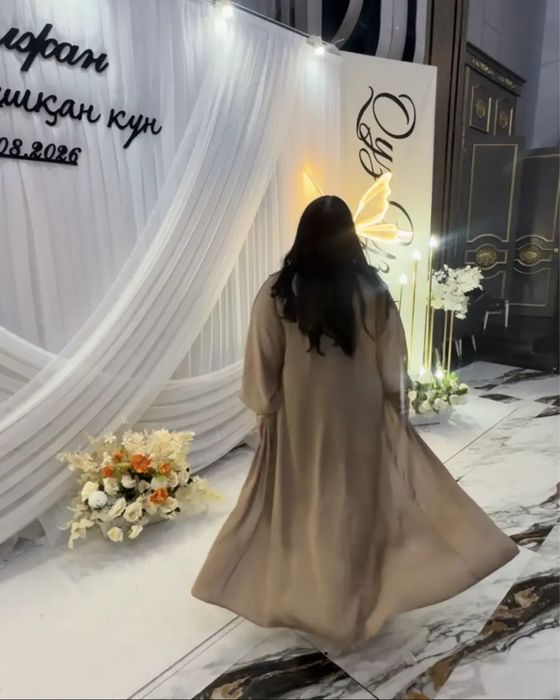 Платье и абайка вместе