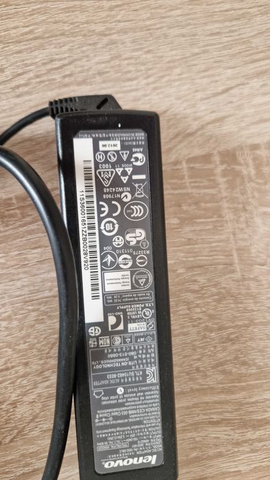 incarcator laptop Lenovo