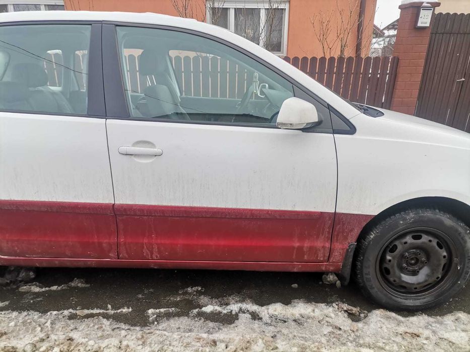Vând VW polo diesel 2005