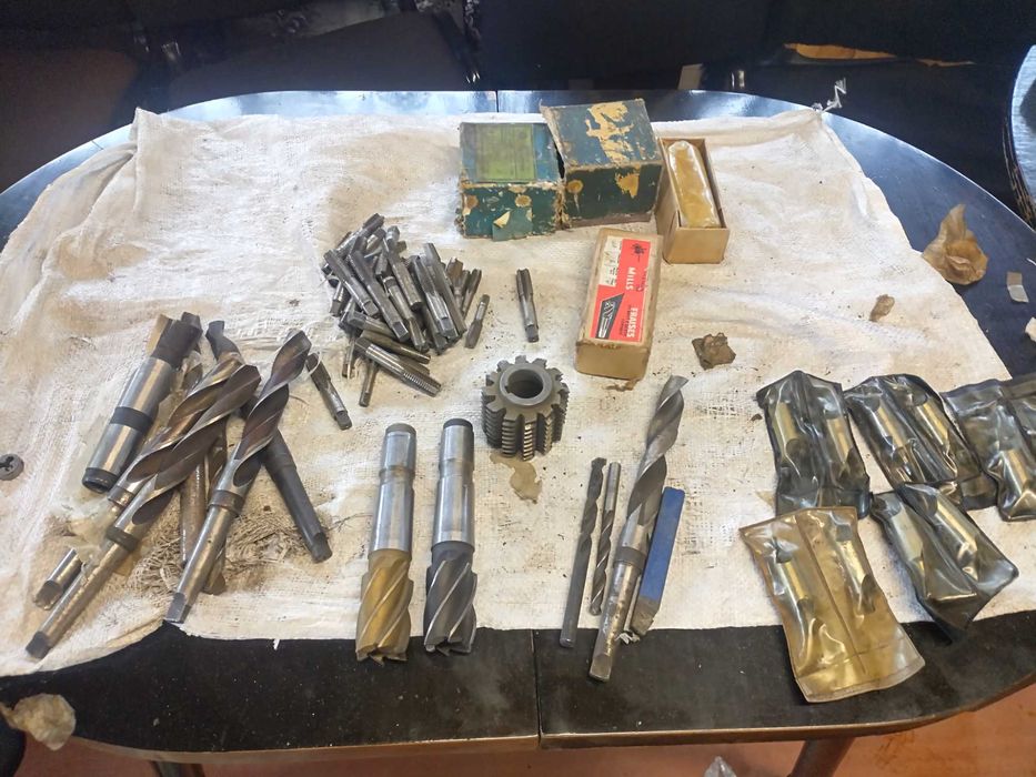 Инструменти всякакви