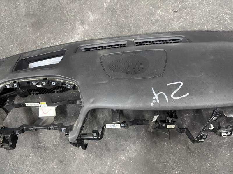 Торпеда Genesis G80 2016