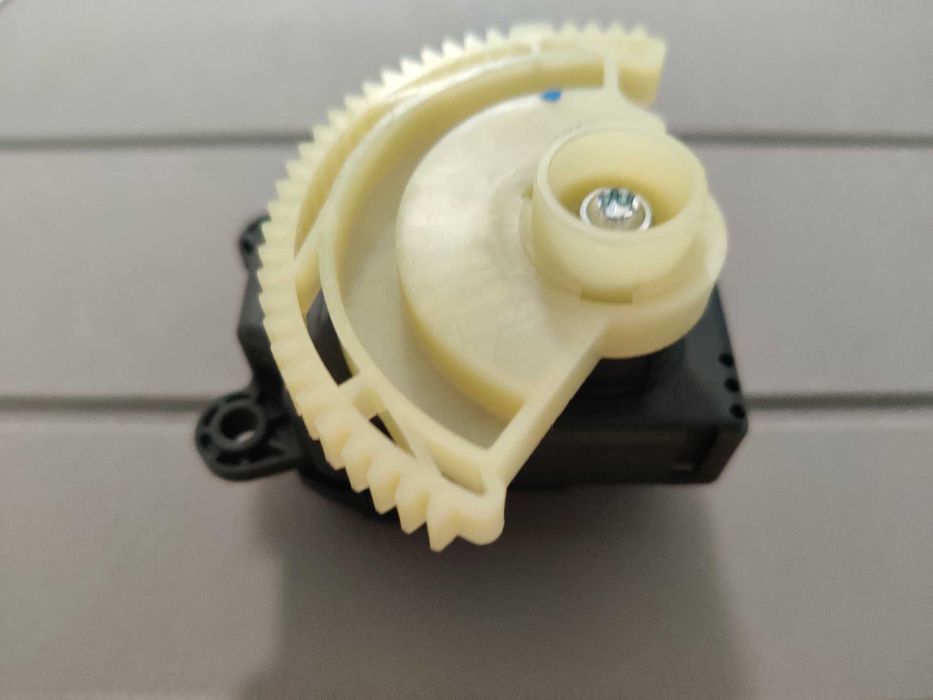 Citroen C5 X7 Двигател на климатик десен 6479 48