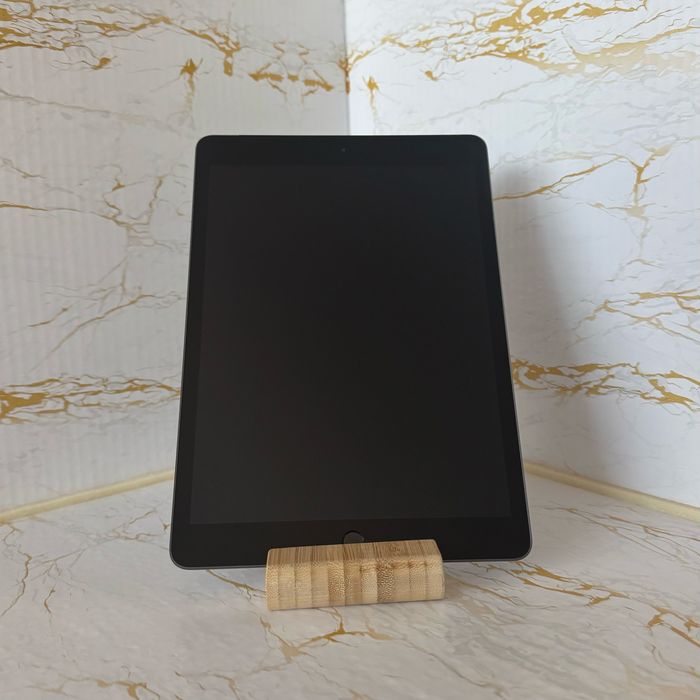 Apple iPad 10.2 9th Gen 256GB Wi-Fi Space Gray