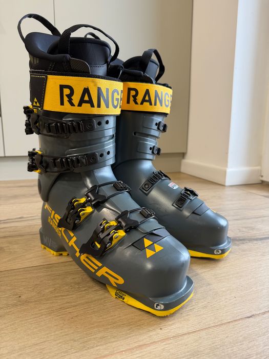 Clăpari schi Fischer RANGER 120 GW DYN – stare foarte bună/noi