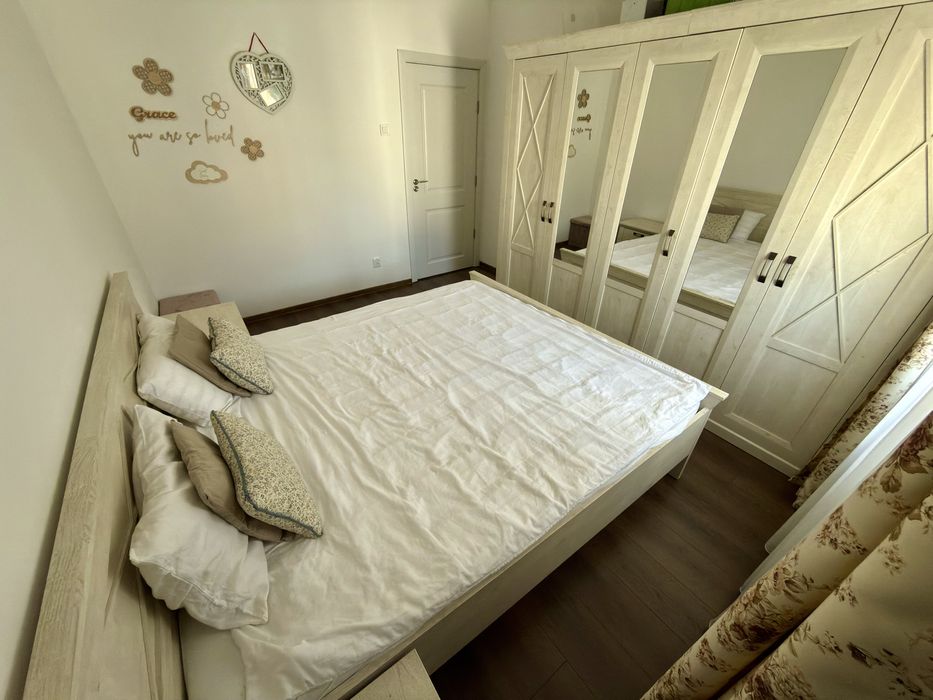 Vand apartament 3 camere, 61 MP, zona Han/OMW.