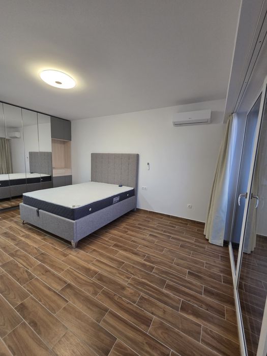 Studio modern in bloc nou de închiriat- central, cu loc de parcare