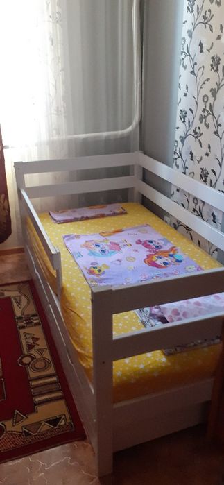 Продам кровати 160/80