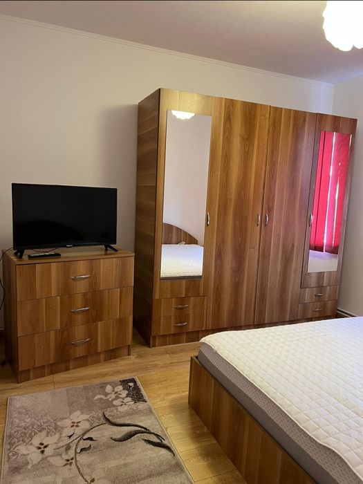 Apartament de închiriat