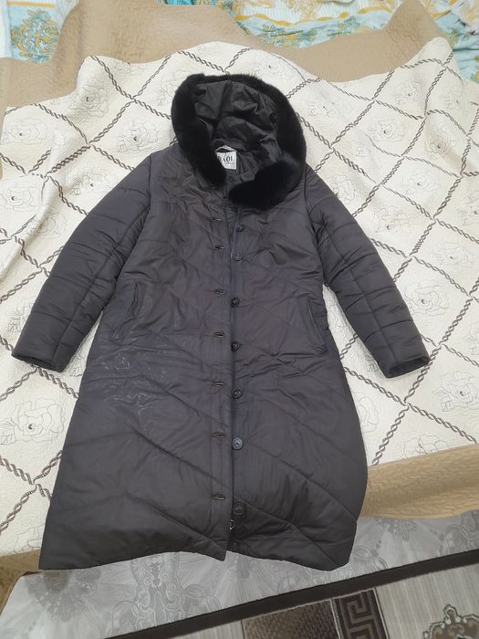 Срочно продам шубу современную нутриевую