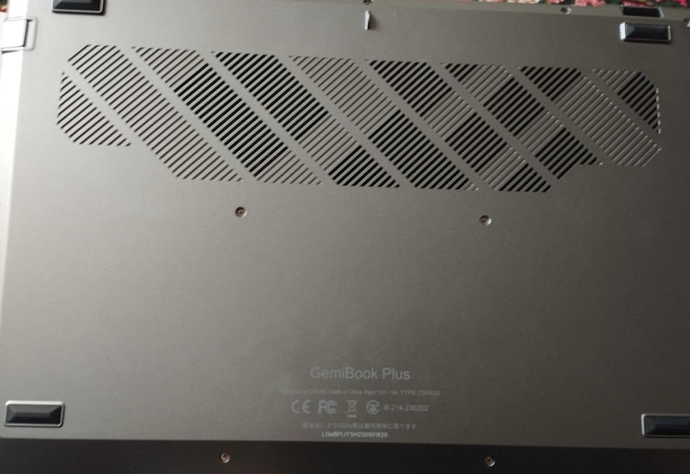 Ноутбук для офиса новый со сумкой ( розовая)