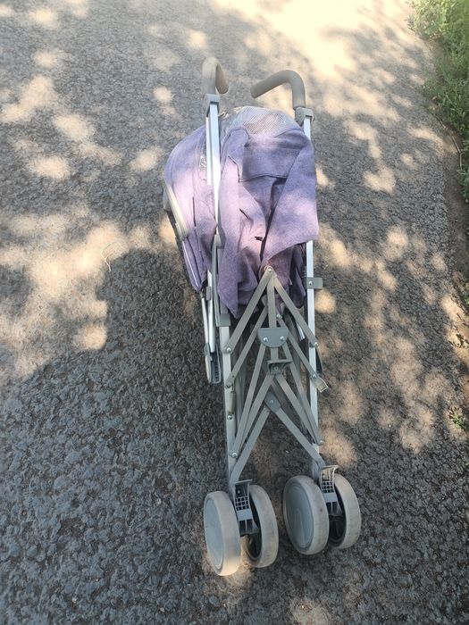 Продам прогулочную коляску
