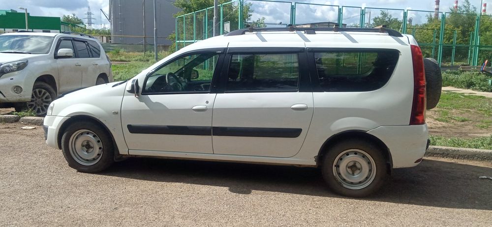 Продам Ларгус газ-бензин 7 местный