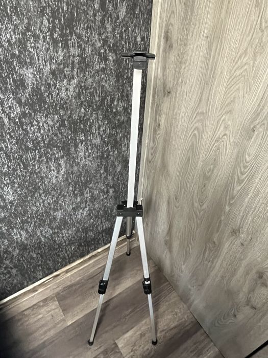 2 Trepiede foto/video din aluminiu – mare reglabil + mini trepied reglabil