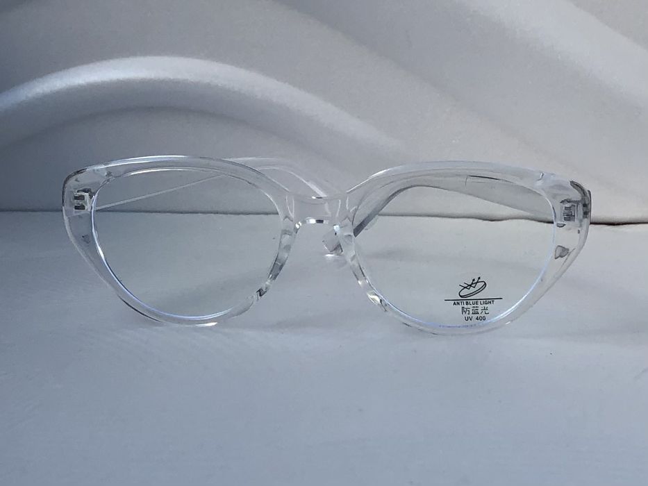Прозрачни дамски очила за компютър