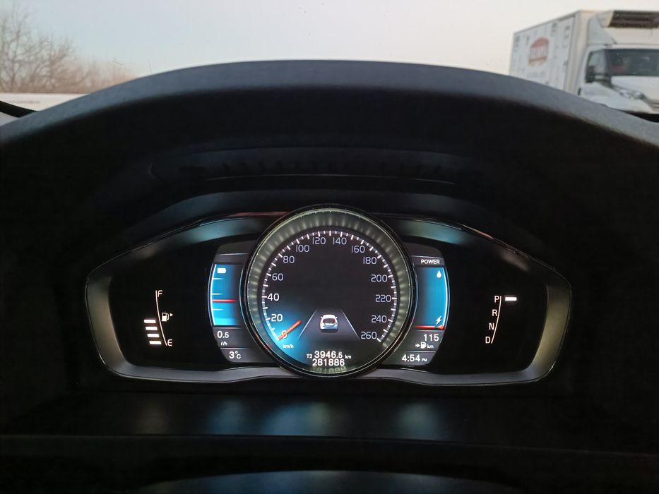 Volvo V60 an2016 2.4 Diesel+Hybrid 280cp Euro6 D6 Twin Engine R-Design