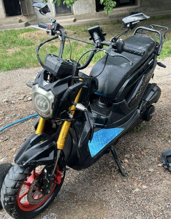 Продам  скутера  срочно