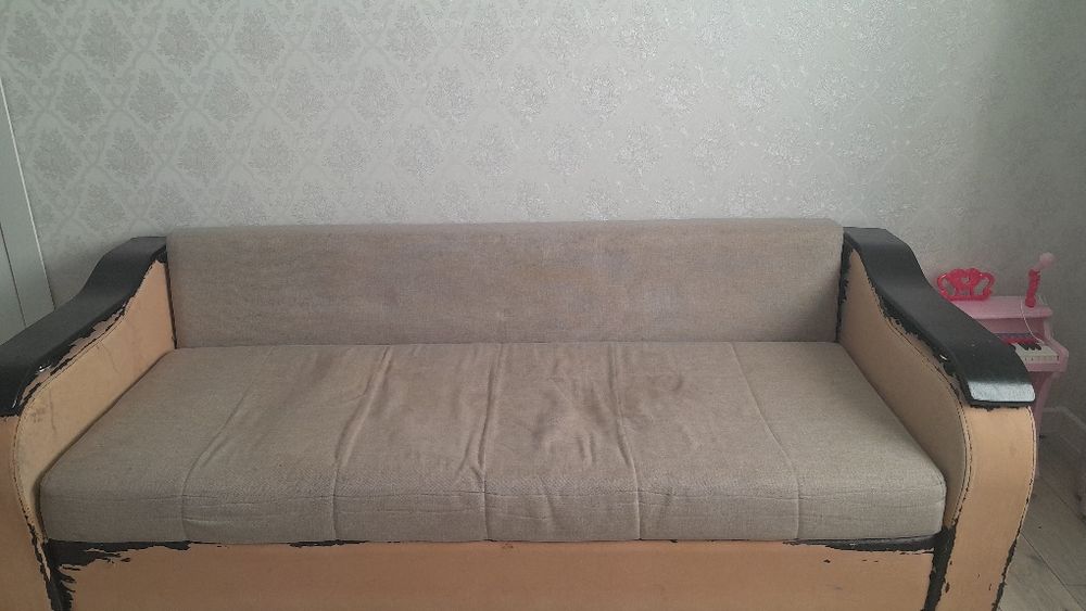 Продаётся угловой диван