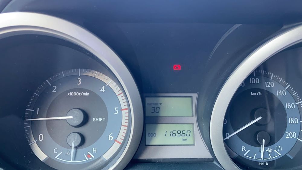 Dezmembrez Toyota Land Cruiser 3.0D D-4D 2012