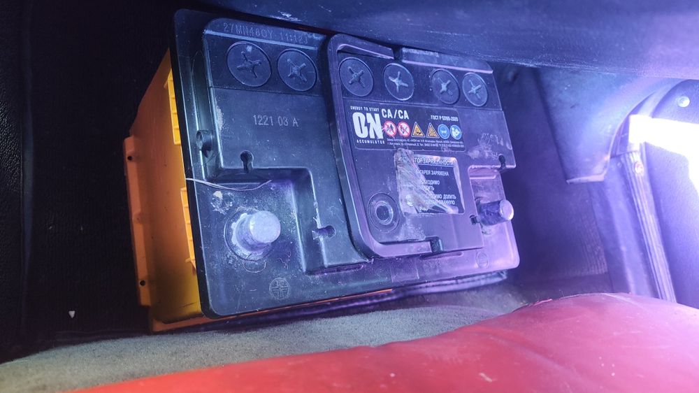 Продам хороший б,у аккумулятор