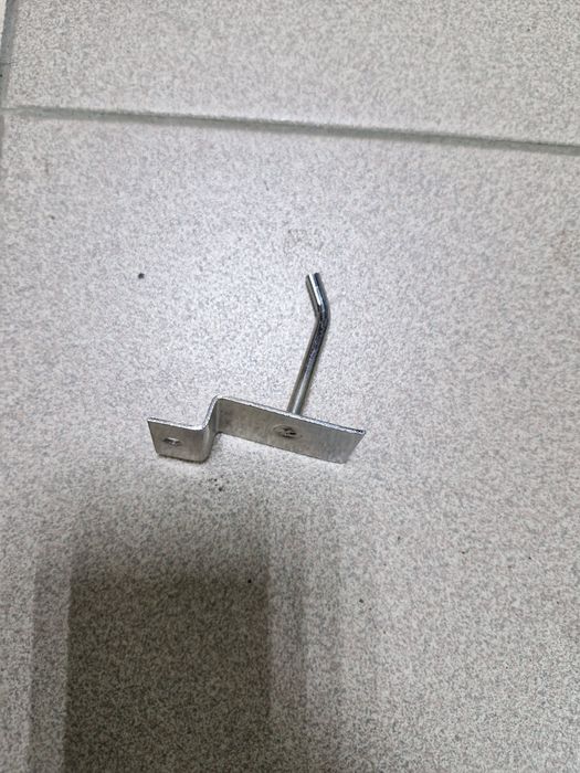 Продам плечики б/у .