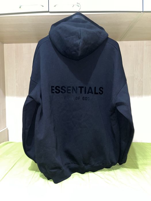 Суичър на essentials