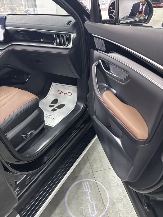 BYD Song plus uz-pride dm-i (Champion)