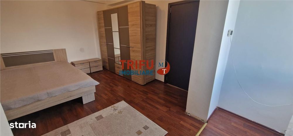 Apartament 3 camere de inchiriat zona Centru