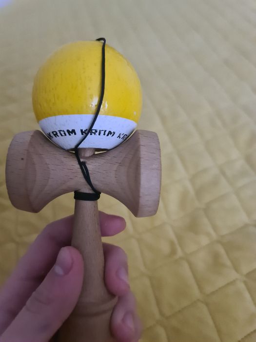 Kendama krom pop lol
