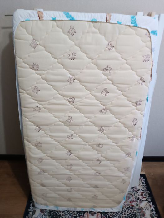 Кроватка детская