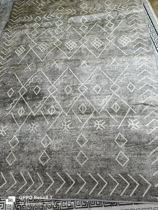 Продам коврики 4 д