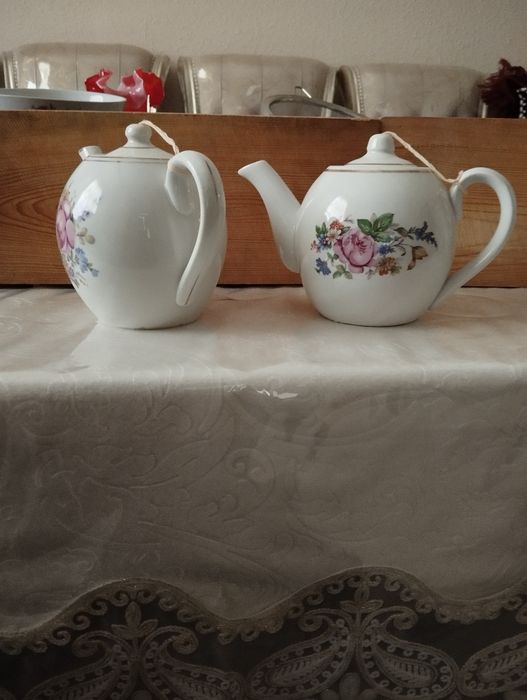 Срочно сотилади чойнаклар почти янги