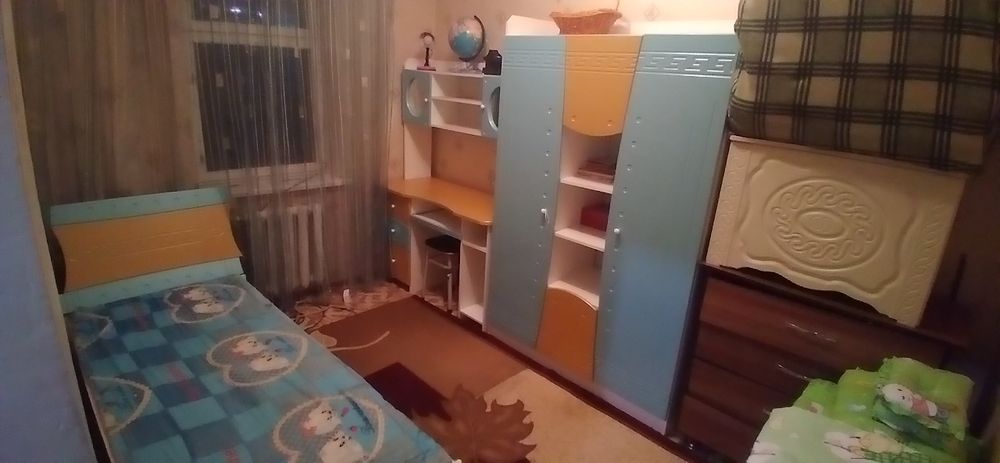 Продам квартиру 3/4/4 метроТинчлик 77серия кирпич