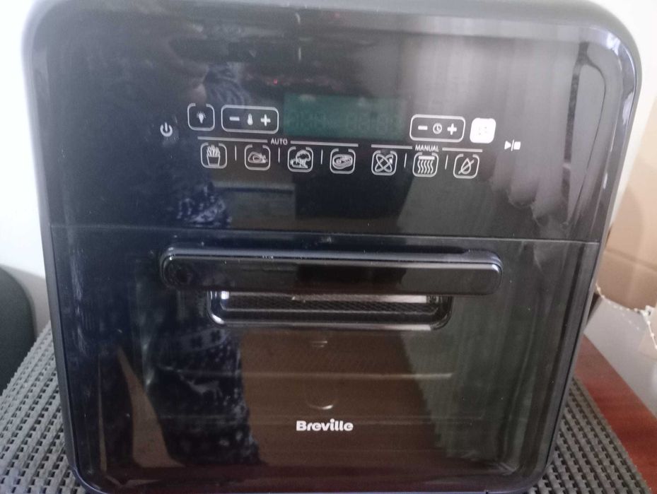 Cuptor cu aer cald Breville, foarte putin folosit