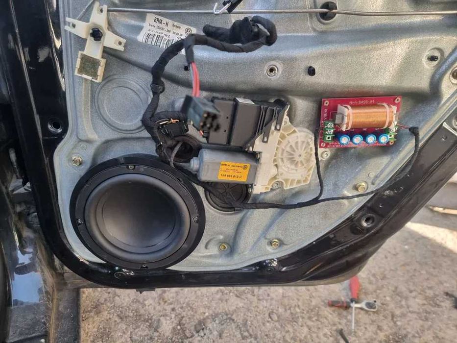 Обновяване на колони аудио системи за коли , смяна говорители