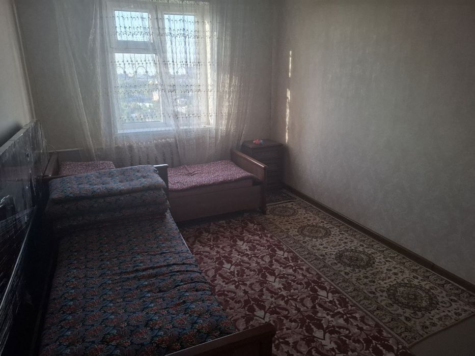 Qizlar yoki yigitlar uchun kvartira