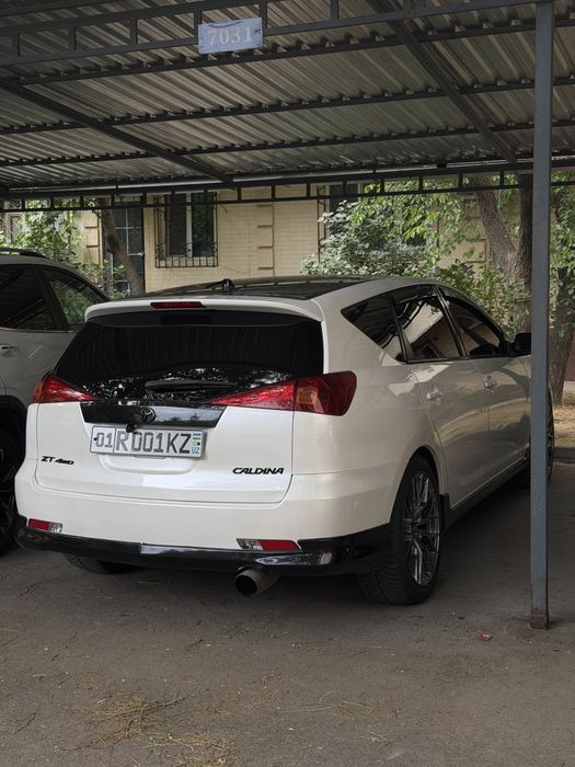 Продается Японец Toyota Caldina 4WD