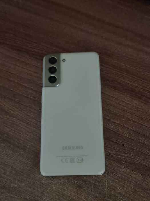 Обменяю два Samsung s21